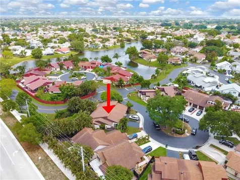 10048 SW 16th Street Pembroke Pines FL 33025