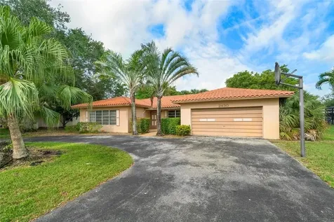 2430 NW 115th Drive Coral Springs FL 33065