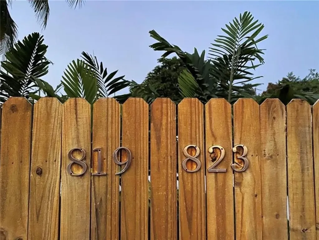 819-823 NE 14th Court Fort Lauderdale FL 33304