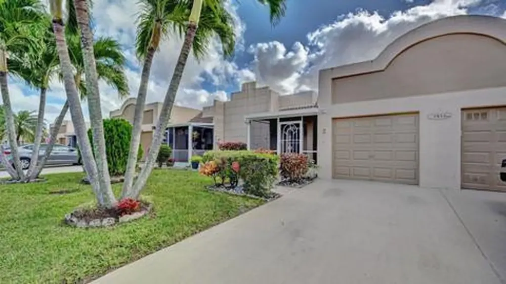 9110 Tracy Court Boca Raton FL 33496