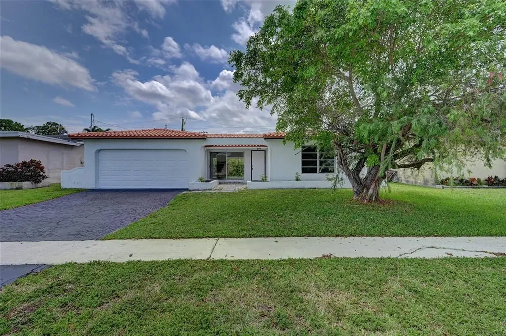 10290 NW 24th Street Sunrise FL 33322