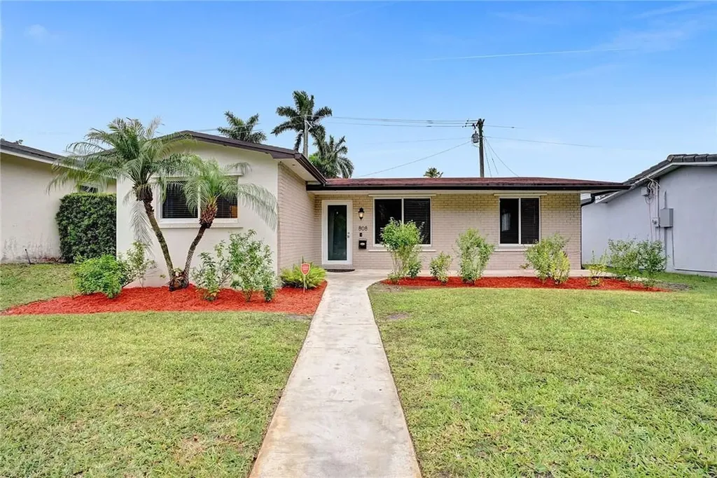 808 Johnson Street Hollywood FL 33019