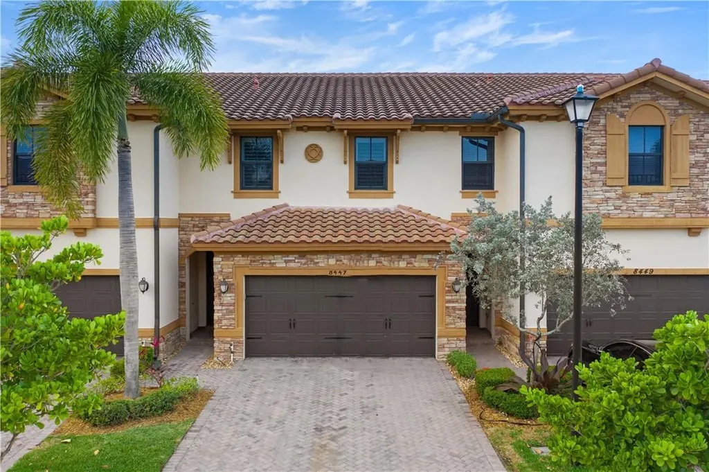 8447 Lake Majesty Lane Parkland FL 33076