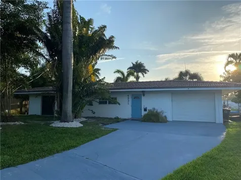 4931 NE 25th Avenue Lighthouse Point FL 33064