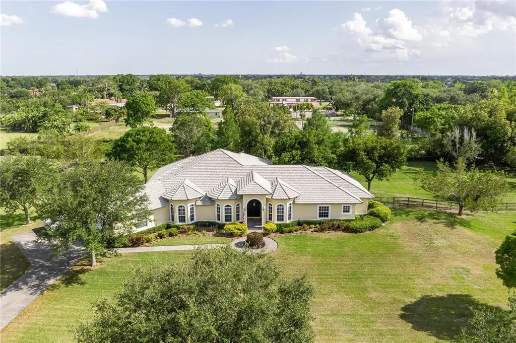 17610 SW 68th Court Southwest Ranches FL 33331