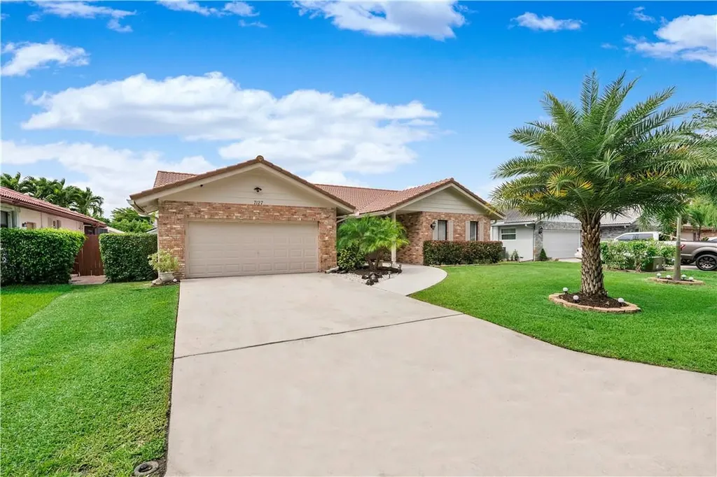 7127 NW 44th Street Coral Springs FL 33065