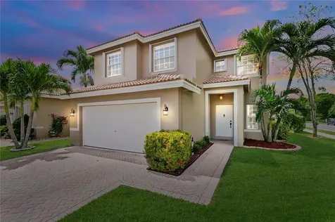 4050 Crescent Creek Court Coconut Creek FL 33073