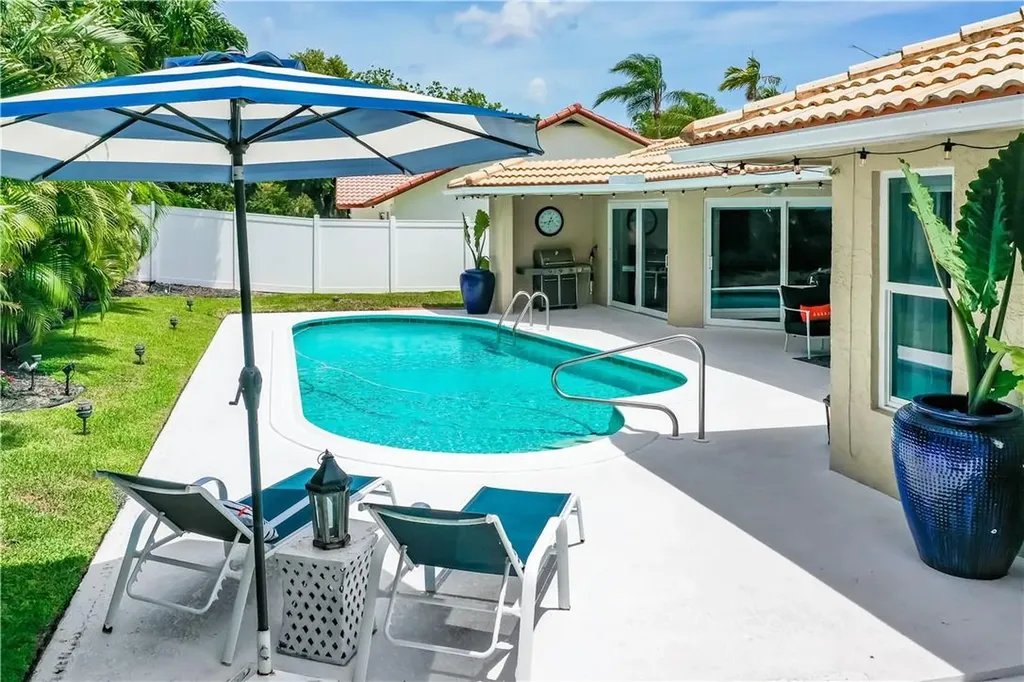 2453 SW 23rd Cranbrook Drive Boynton Beach FL 33436