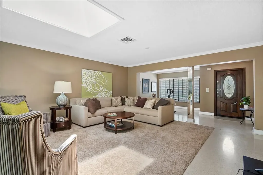 2800 NE 21st Court Fort Lauderdale FL 33305