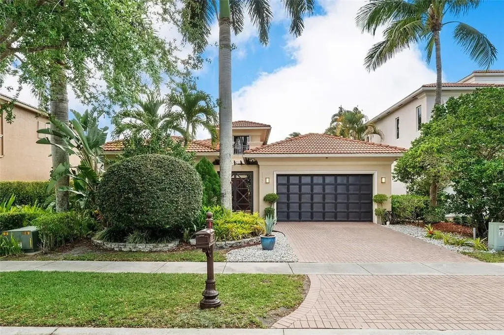 17944 Villa Club Way Boca Raton FL 33496