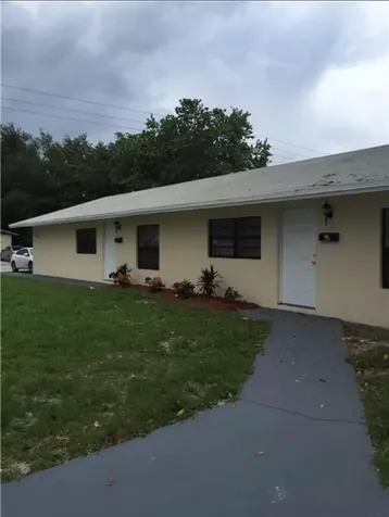 304-308 NE 169th Street North Miami Beach FL 33162