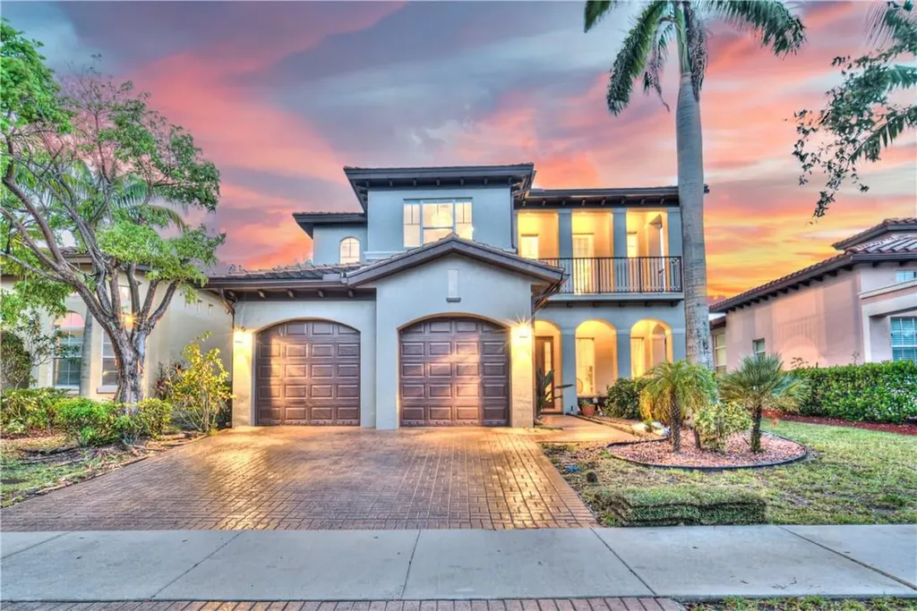 12600 NW 79th Manor Parkland FL 33076