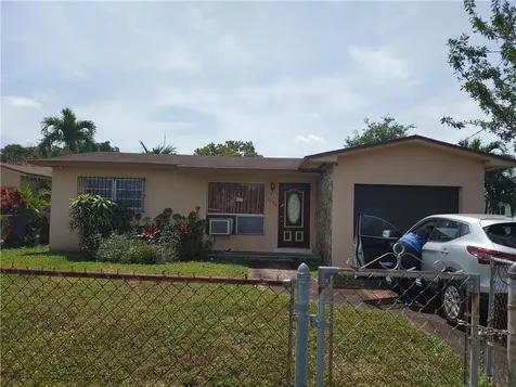 5636 SW 19th Street West Park FL 33023