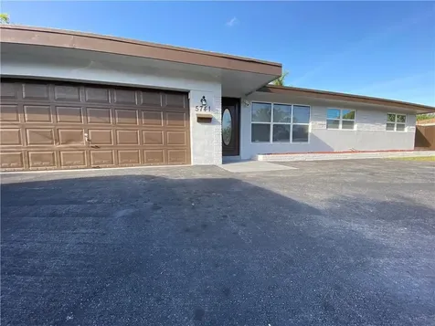 5741 SW 1st Street Plantation FL 33317