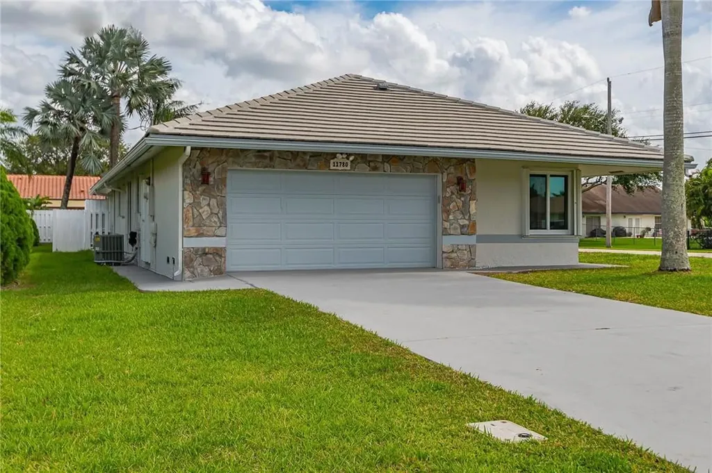 11780 NW 27th Court Plantation FL 33323