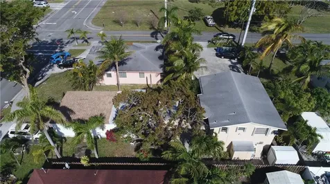 101 SW 4th Avenue Hallandale Beach FL 33009
