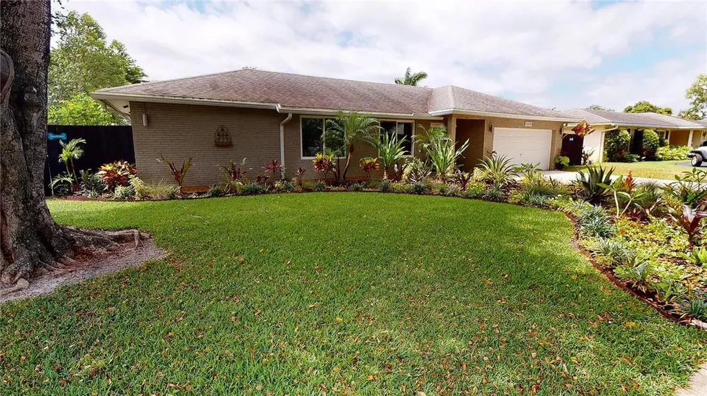 5220 SW 9th Court Plantation FL 33317
