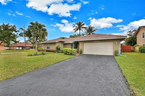 8530 NW 21st Manor Coral Springs FL 33071