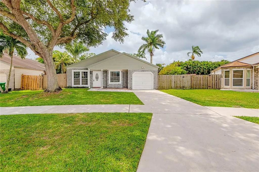 13560 SW 10th Place Davie FL 33325
