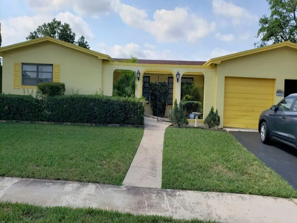 12000 NW 22nd Street Pembroke Pines FL 33026