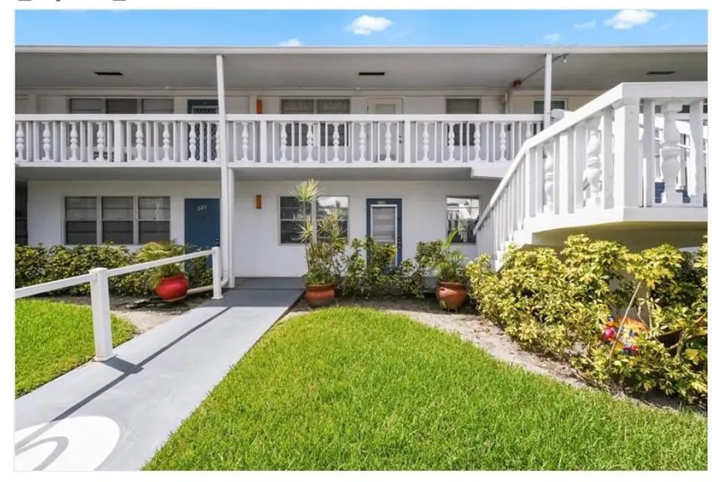 230 Ventnor Q Deerfield Beach FL 33442