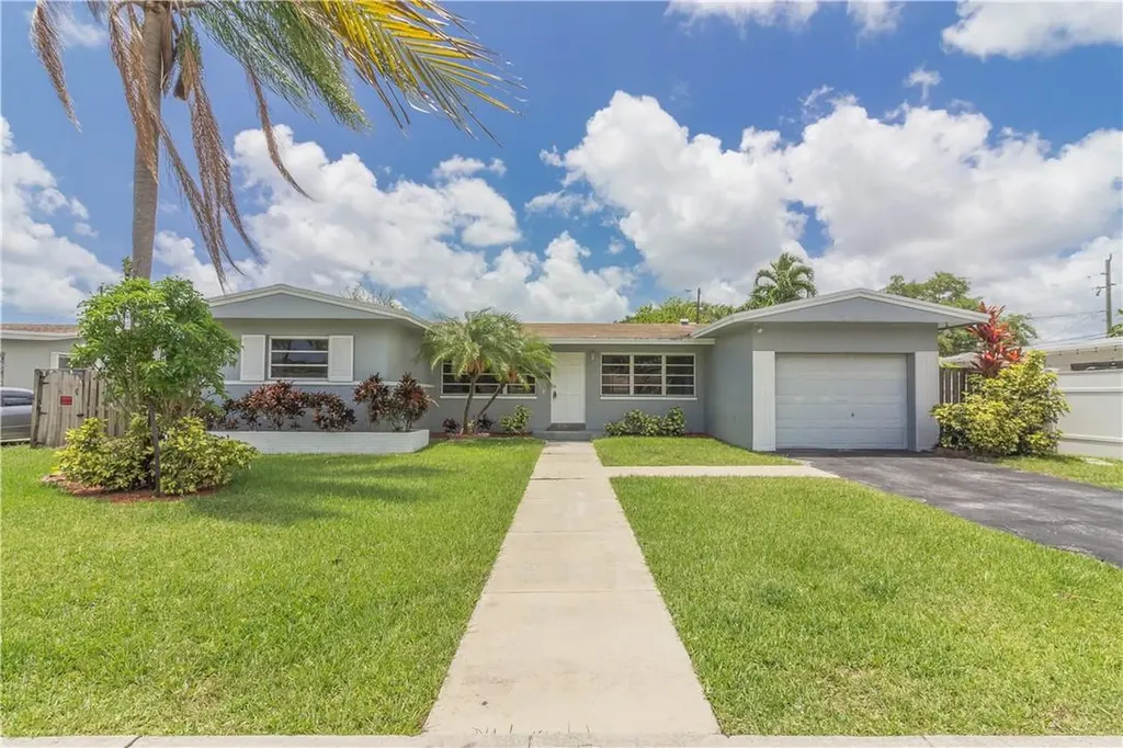 3916 Cleveland Street Hollywood FL 33021