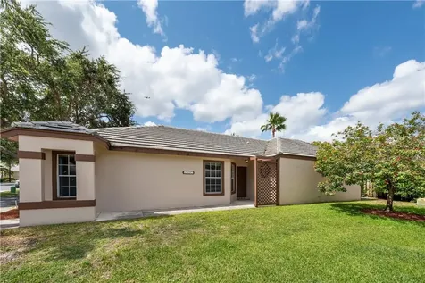 2643 Millwood Court Davie FL 33328