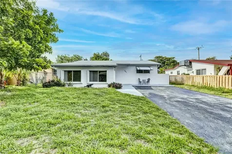 7421 Raleigh Street Hollywood FL 33024