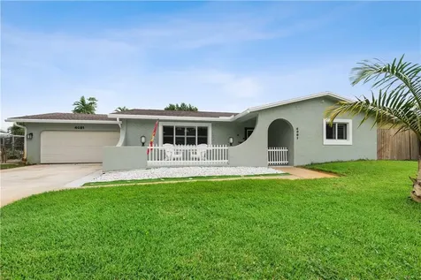 4081 Lake Drive Coconut Creek FL 33066