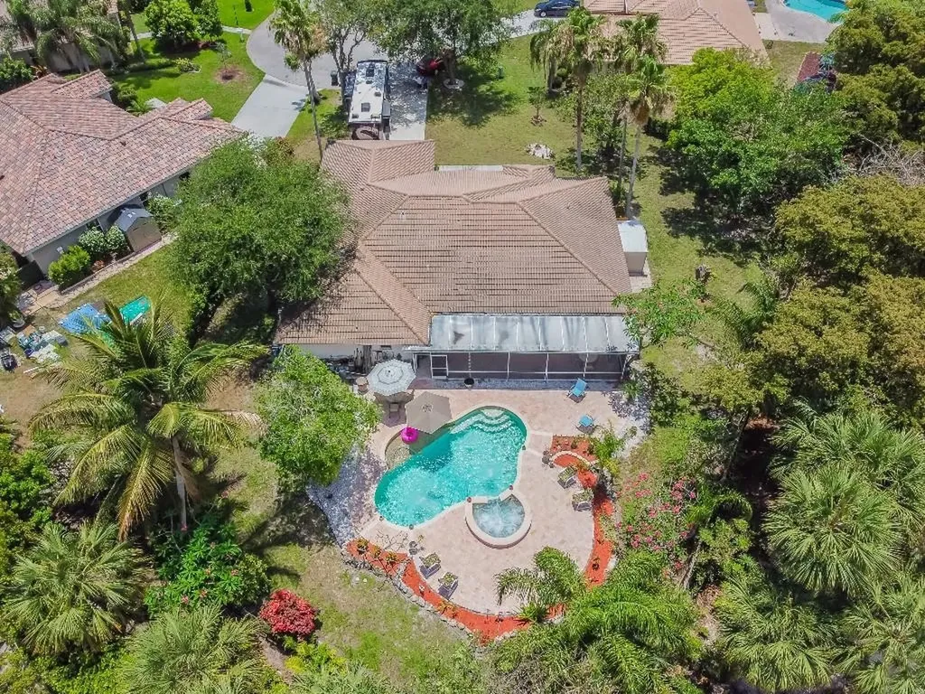 6575 NW 45th Way Coconut Creek FL 33073