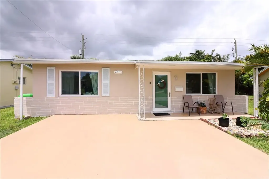 2481 NW 82nd Way Sunrise FL 33322