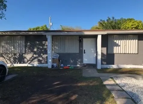 2700 SW 53rd Avenue West Park FL 33023