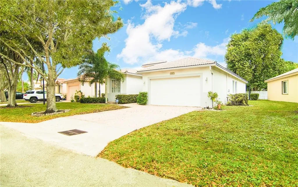 5323 Flamingo Court Coconut Creek FL 33073