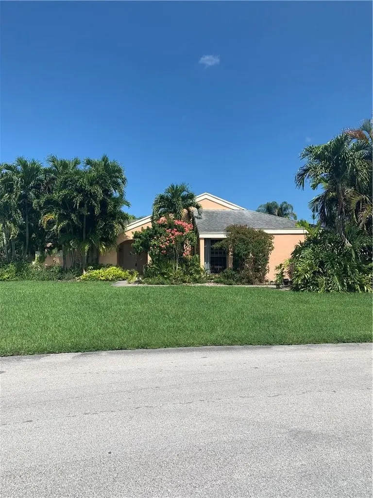 15831 SW 154th Avenue Miami FL 33187