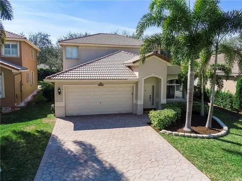 3792 Woodfield Court Coconut Creek FL 33073