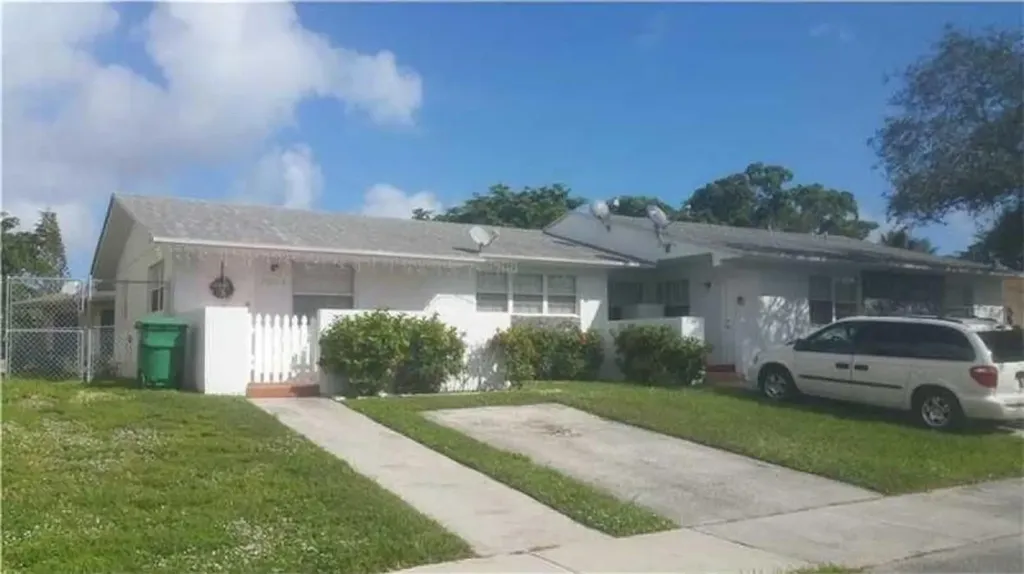 20515 SW 92nd Court Cutler Bay FL 33189