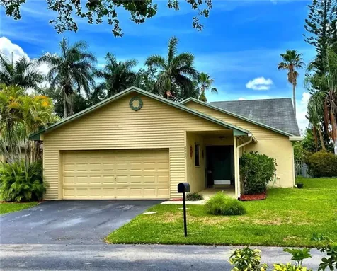 8320 SW 41st Court Davie FL 33328