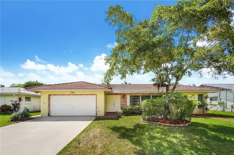 1547 NW 85th Drive Coral Springs FL 33071