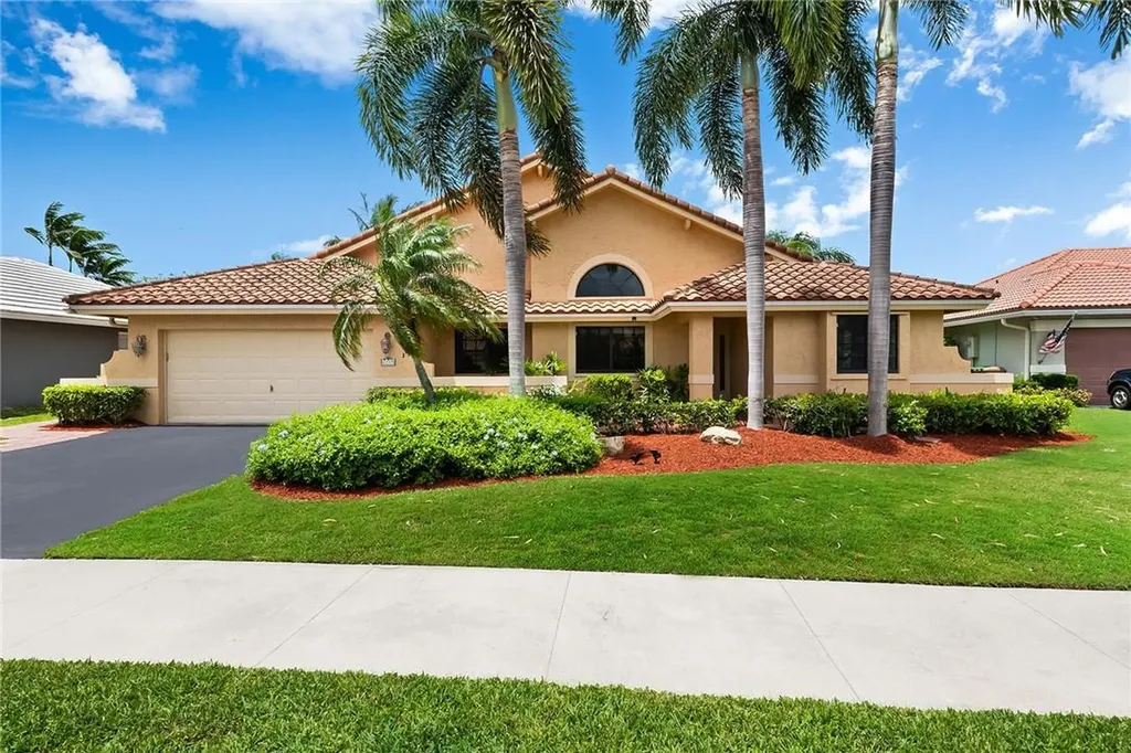 2119 SW 97th Lane Davie FL 33324