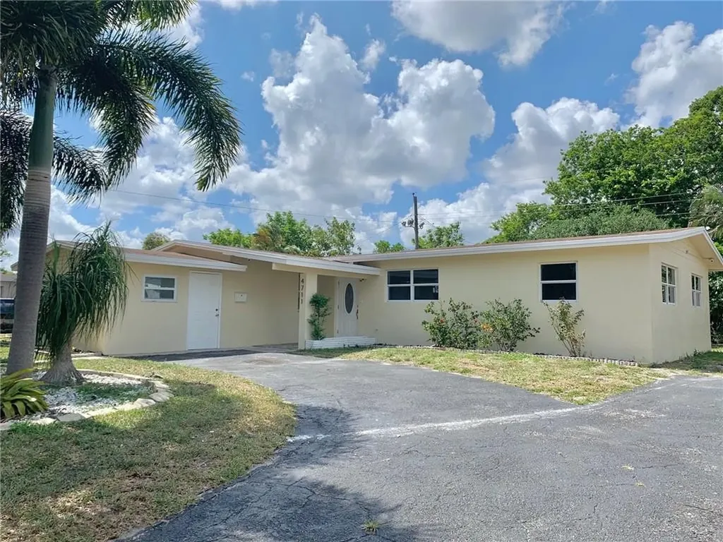 4711 NW 13th Street Lauderhill FL 33313