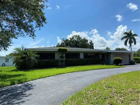 201 SW Fig Tree Lane Plantation FL 33317