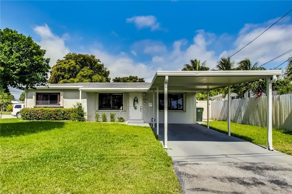 3901 NE 1st Terrace Oakland Park FL 33334