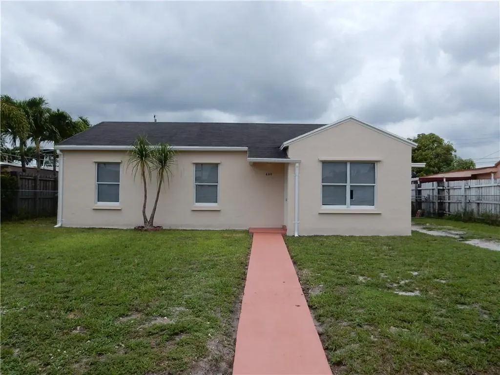 620 NE 4th Place Hialeah FL 33010