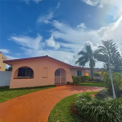 10383 SW 2nd Street Miami FL 33174