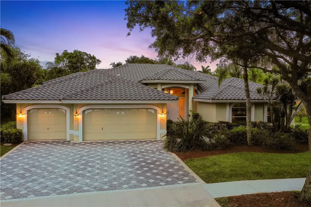 7040 NW 68th Drive Parkland FL 33067