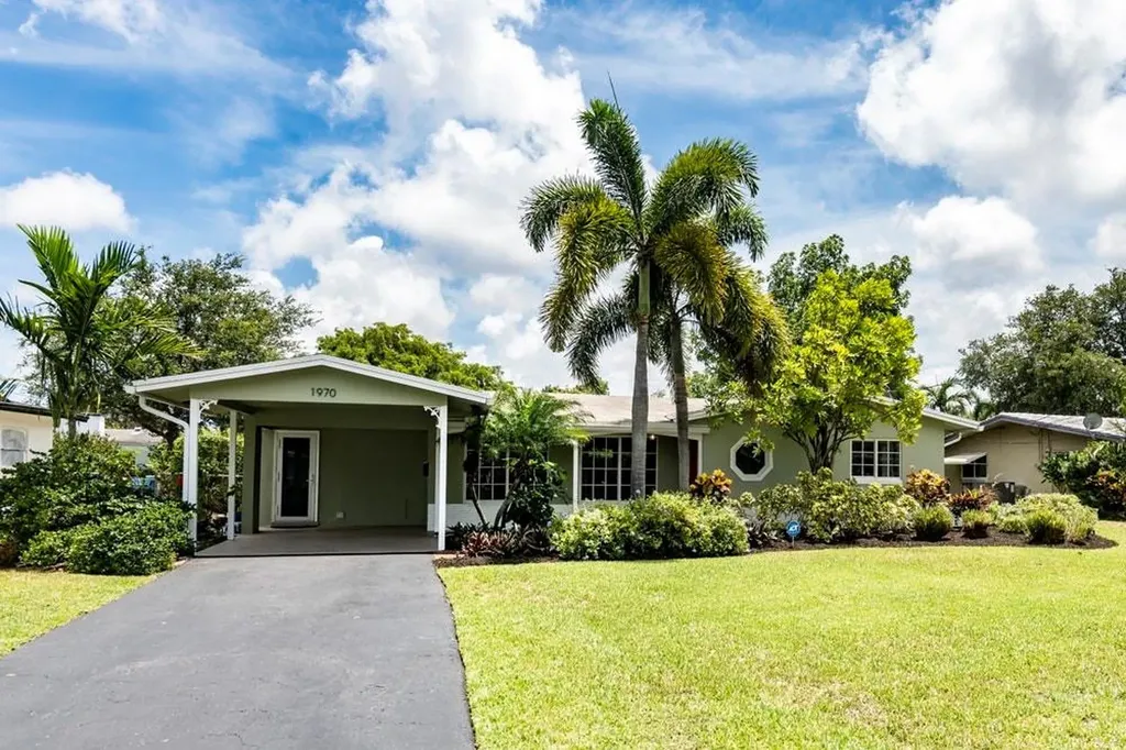 1970 NW 32nd Court Oakland Park FL 33309