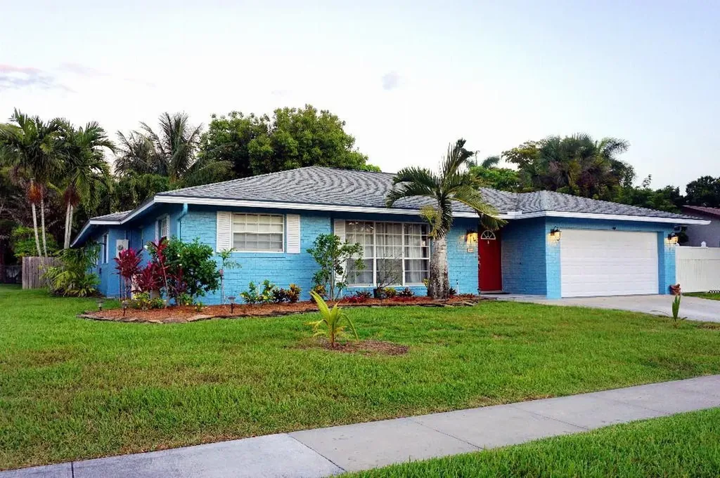 168 Alcazar Street Royal Palm Beach FL 33411
