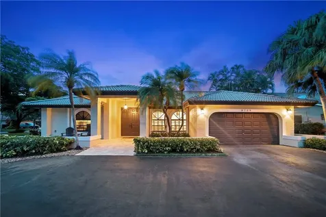 8709 NW 52nd Place Coral Springs FL 33067