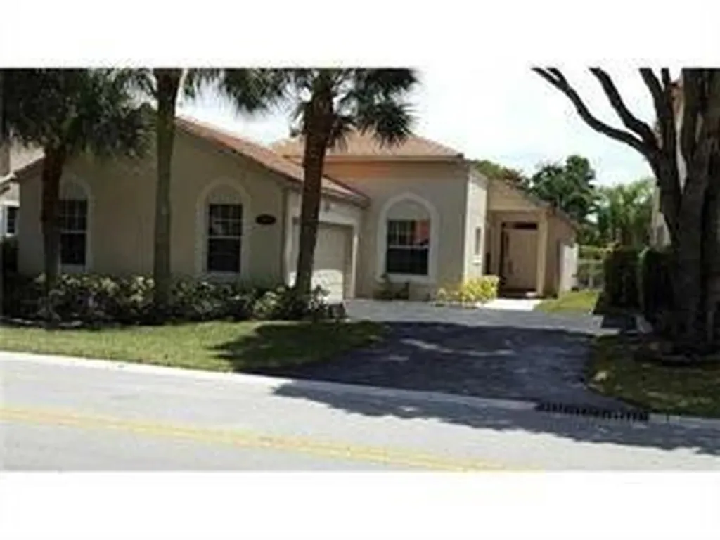 6210 NW 76th Court Parkland FL 33067