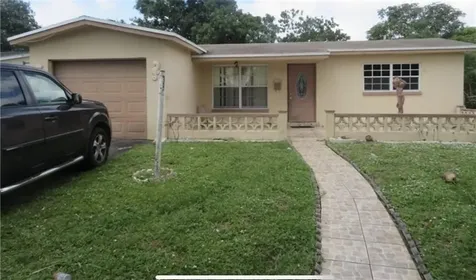 4165 NW 47th Terrace Lauderdale Lakes FL 33319